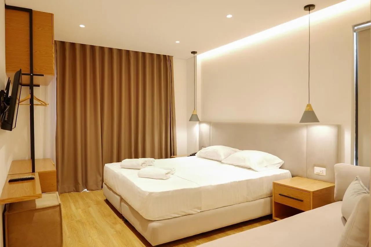 Noi Hotel Ksamil 4*,